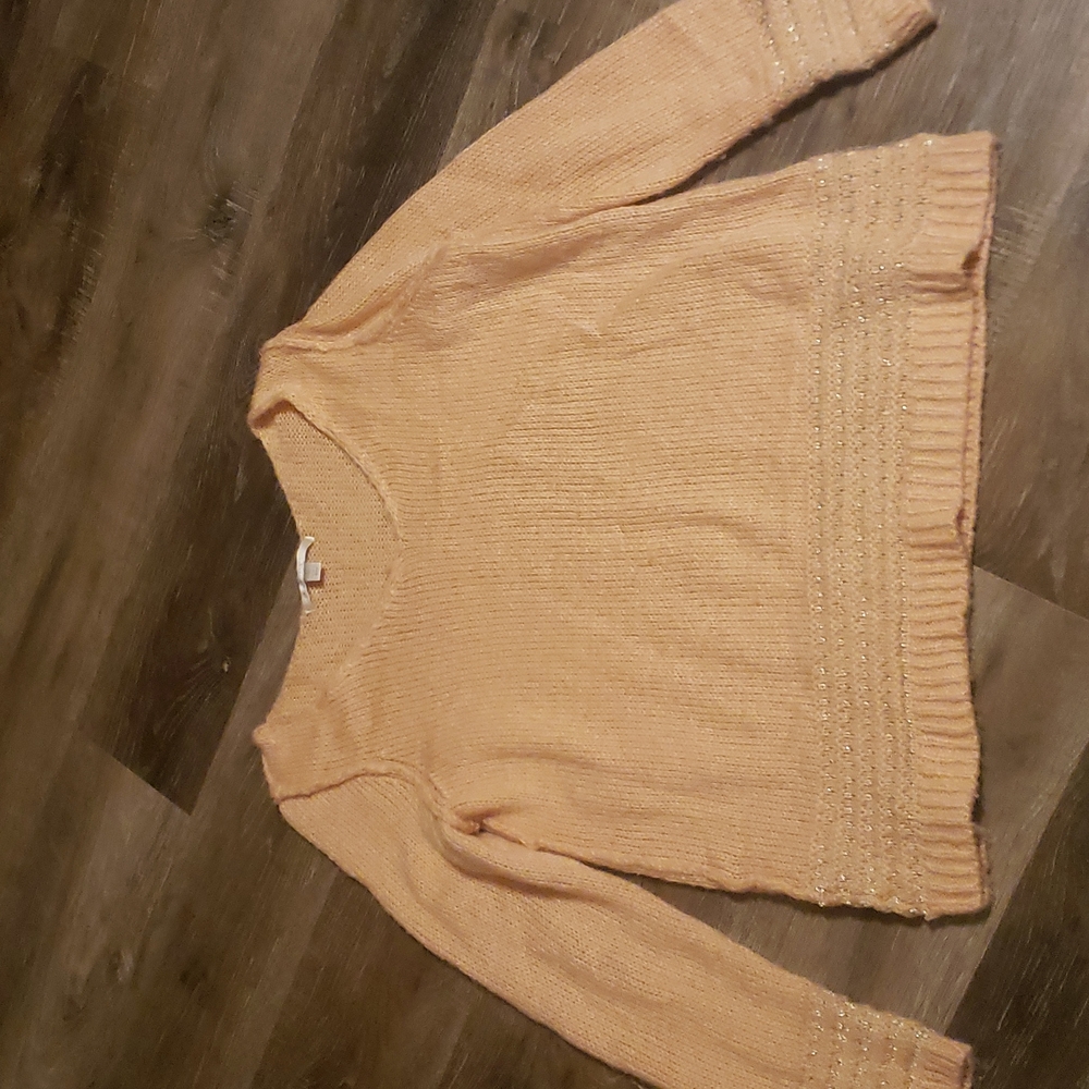 Women's long sleeve sweater